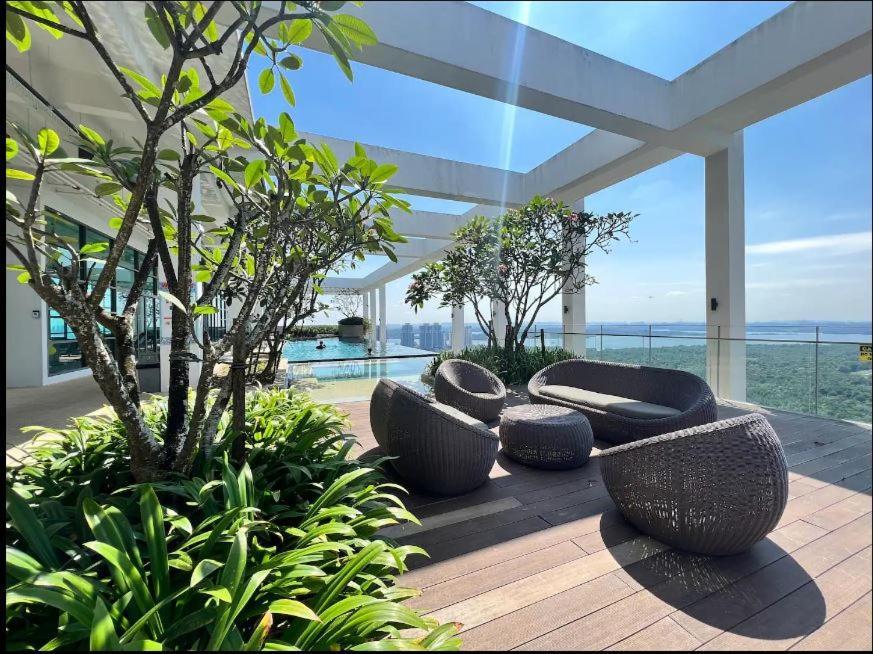Iskandar Residences 3 Bedroom Nusajaya  Exterior photo