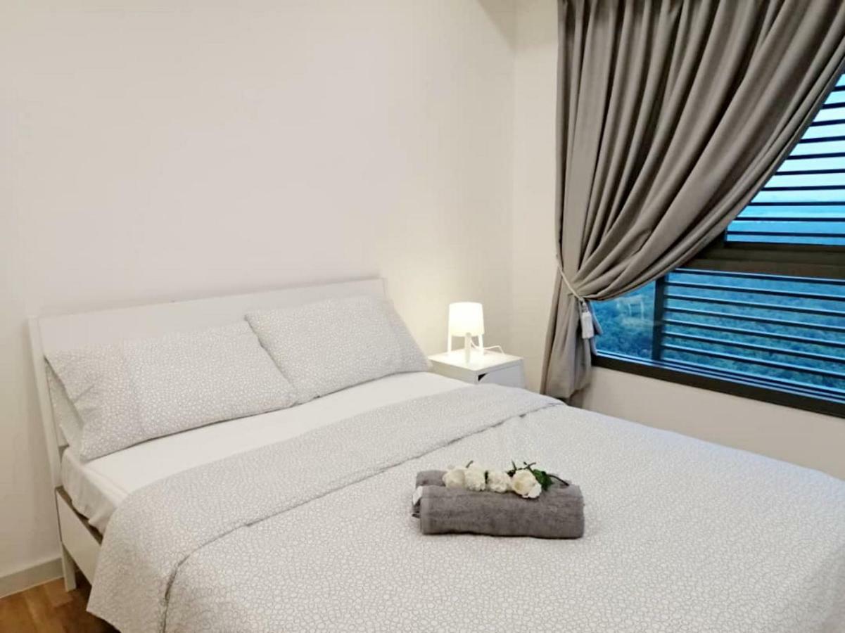 Iskandar Residences 3 Bedroom Nusajaya  Exterior photo